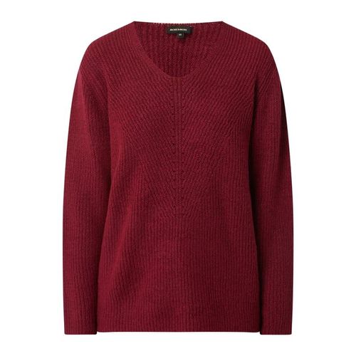 Sweter z ażurowym wzorem 229.99PLN