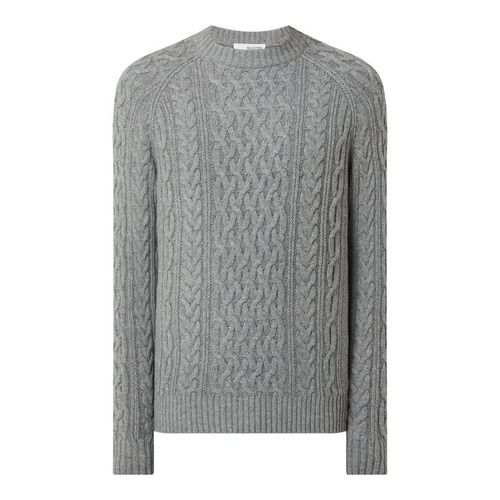Sweter ze ściegiem warkoczowym model ‘Victor’ 199.99PLN