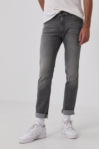 Wrangler jeansy Larston Silky Grey 254.99PLN