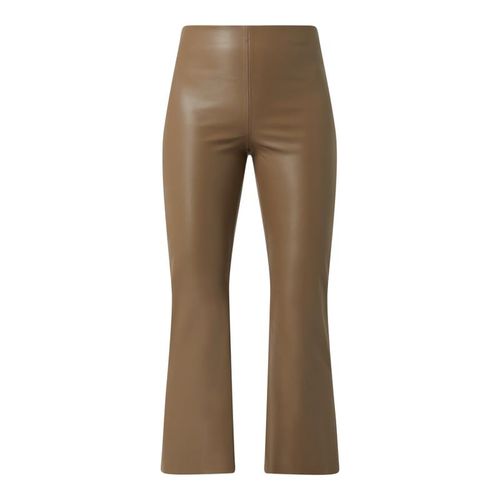 Spodnie rozszerzane z imitacji skóry model ‘Kaylee’ 179.99PLN