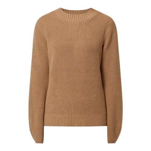 Sweter ze stójką model ‘Leslie’ 149.99PLN