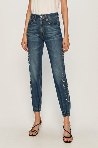Guess Jeans - Jeansy Roby 299.90PLN