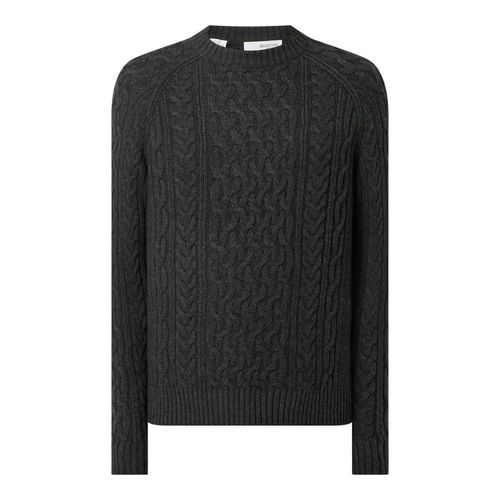 Sweter ze ściegiem warkoczowym model ‘Victor’ 199.99PLN