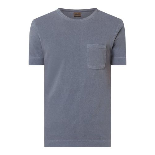 T-shirt z kieszenią na piersi model ‘Forte’ 199.99PLN