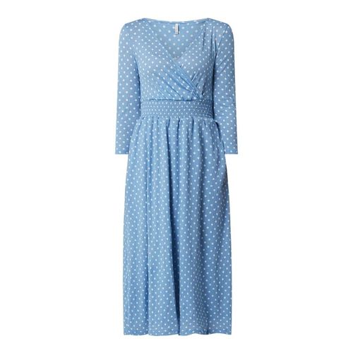 Sukienka z krepy ze wzorem w groszki model ‘Pella’ 149.99PLN