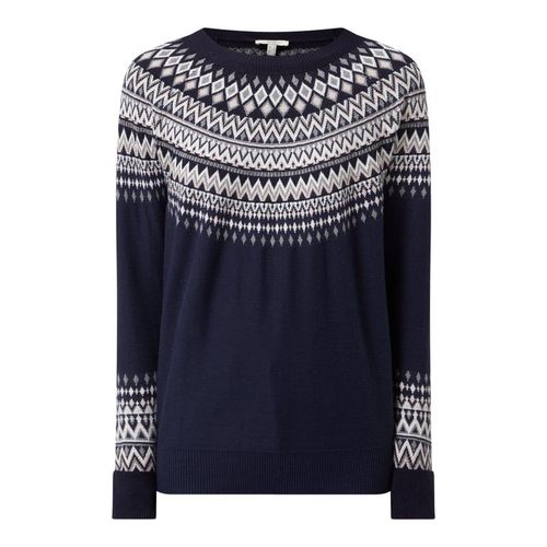 Sweter z norweskim wzorem z dodatkiem wiskozy 129.99PLN