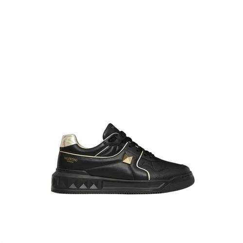 Valentino, One stud low-top sneakers in nappa leather Czarny, male, 3261.00PLN