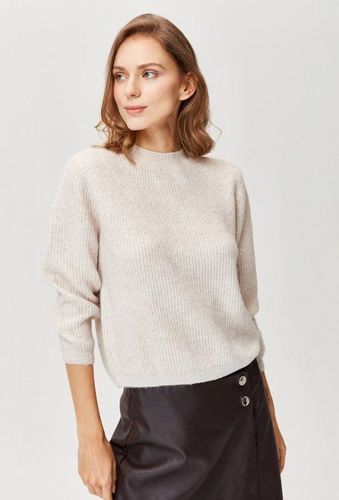 Sweter z błyszczącą nitką 38.97PLN