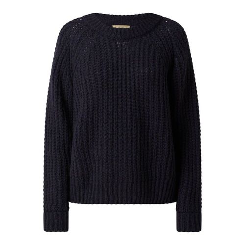 Sweter z rękawami raglanowymi 279.99PLN